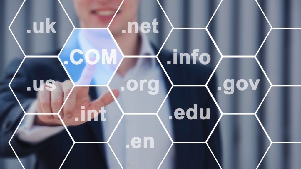 Как зарегистрировать домен в UFO.Hosting